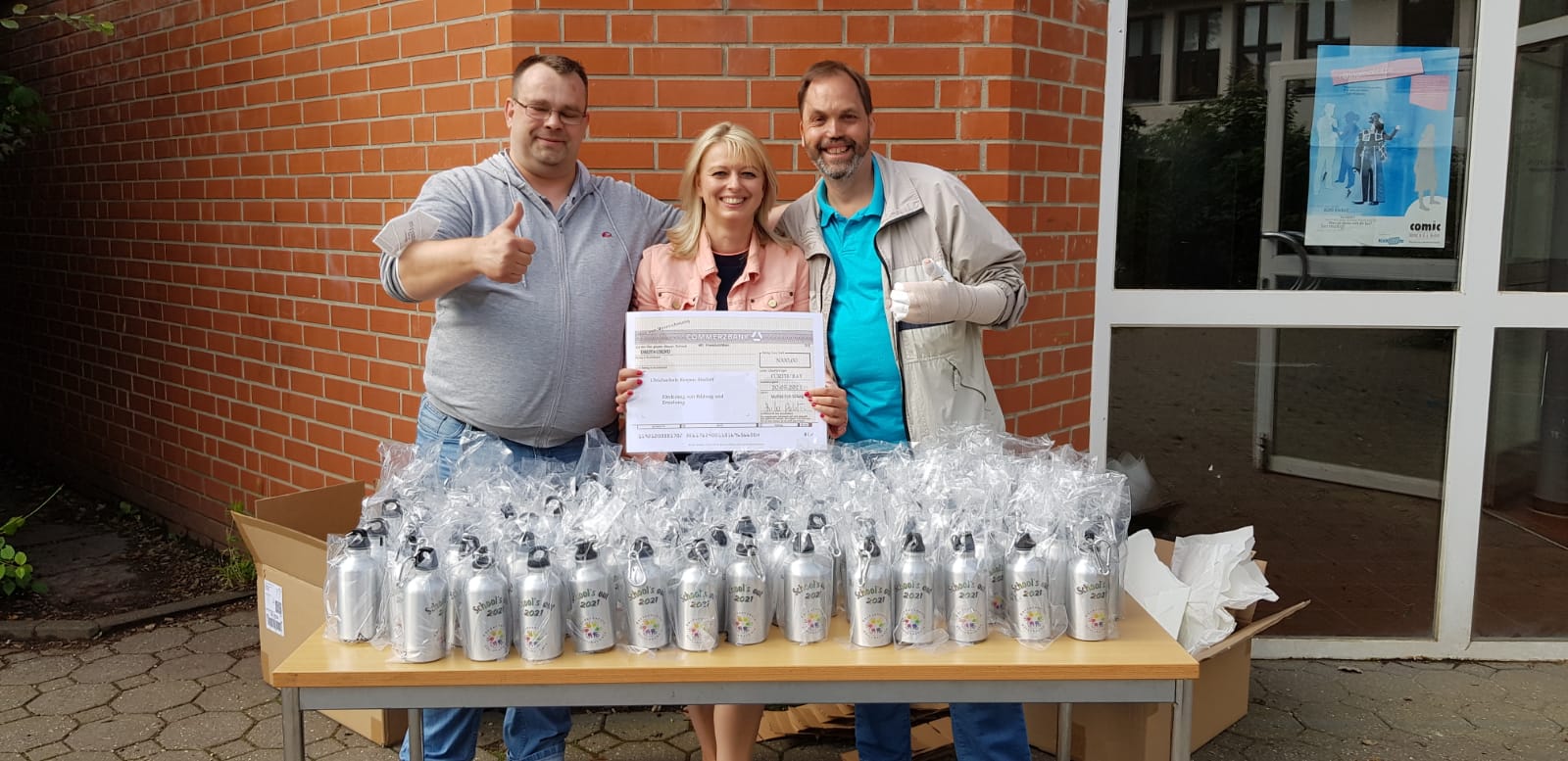 Abschiedsgeschenk des Fördervereins für Viertklässler